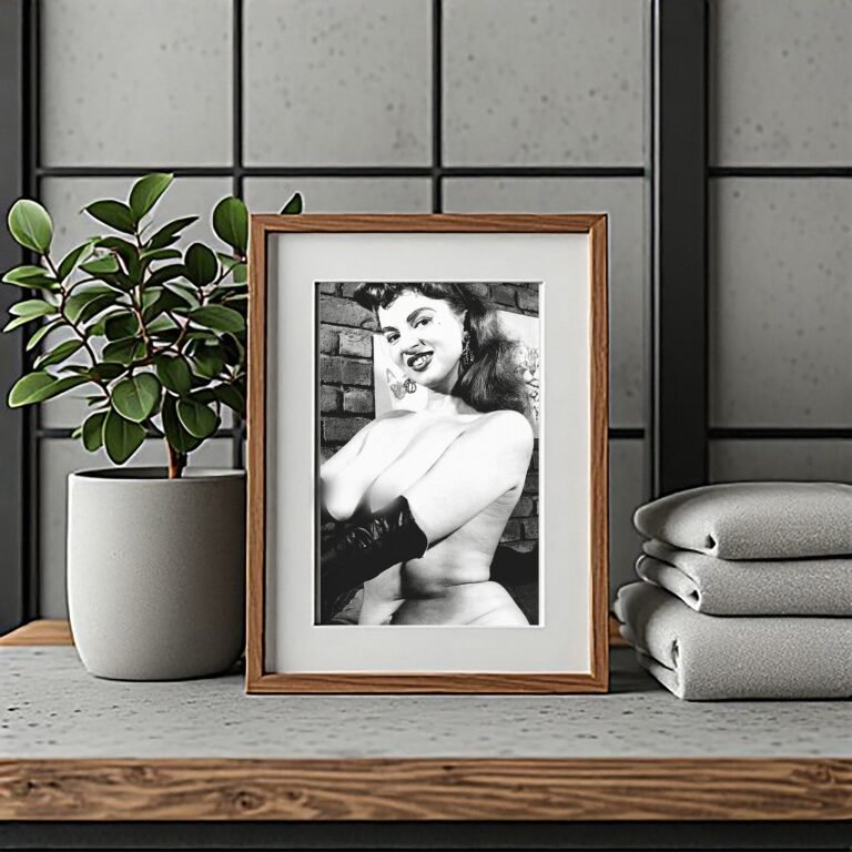 Pin-Up & Glamour Dark Backdrop Glamour Study with Classic Glamour Styling, Studio Poise, and Pin-Up 4x6 Photo Print