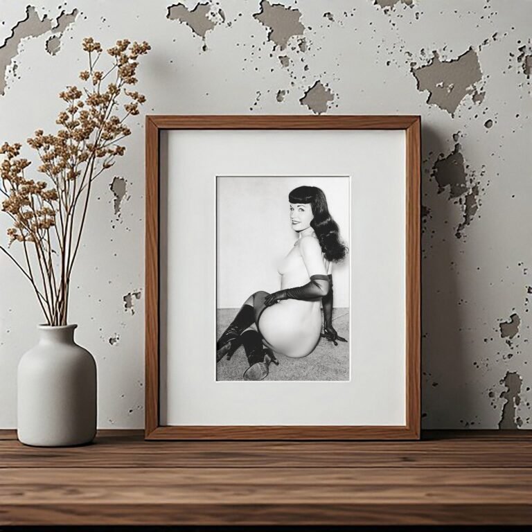 Pin-Up & Glamour Dark-haired Curvy Seated Pin-Up Pose with Polished Black-and-white Contrast 4x6 Photo Print
