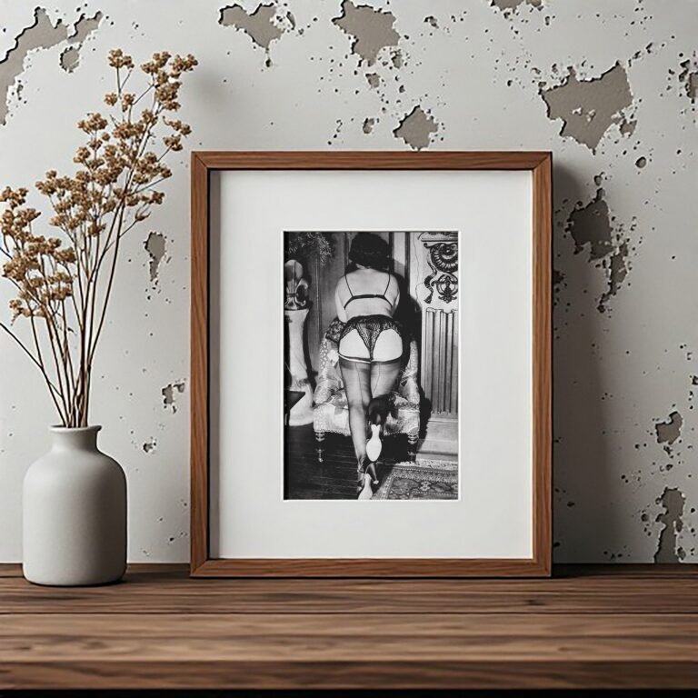 Alternative Glamour Ornate Boudoir Standing Pose 4x6 Photo Print