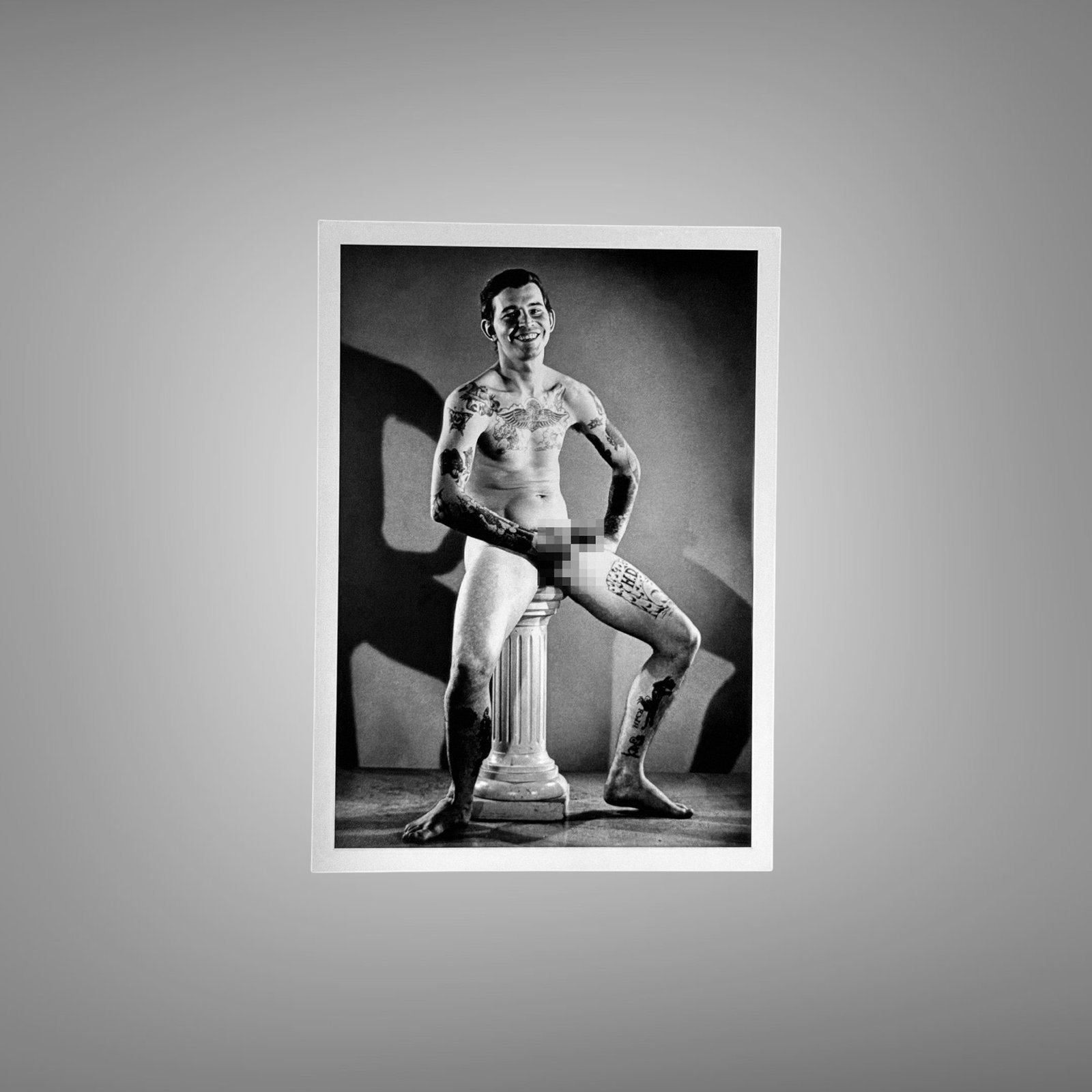 Male Physique Classic Statue-like Physique Pose On Pedestal 5x7 Photo Print